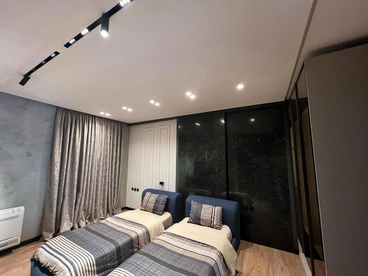 Remarkable Apartment Tirana Exterior foto